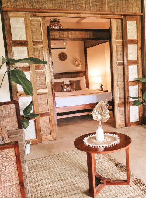 Greenhouse Siargao Roadside Boutique Apartments General Luna  Ngoại thất bức ảnh