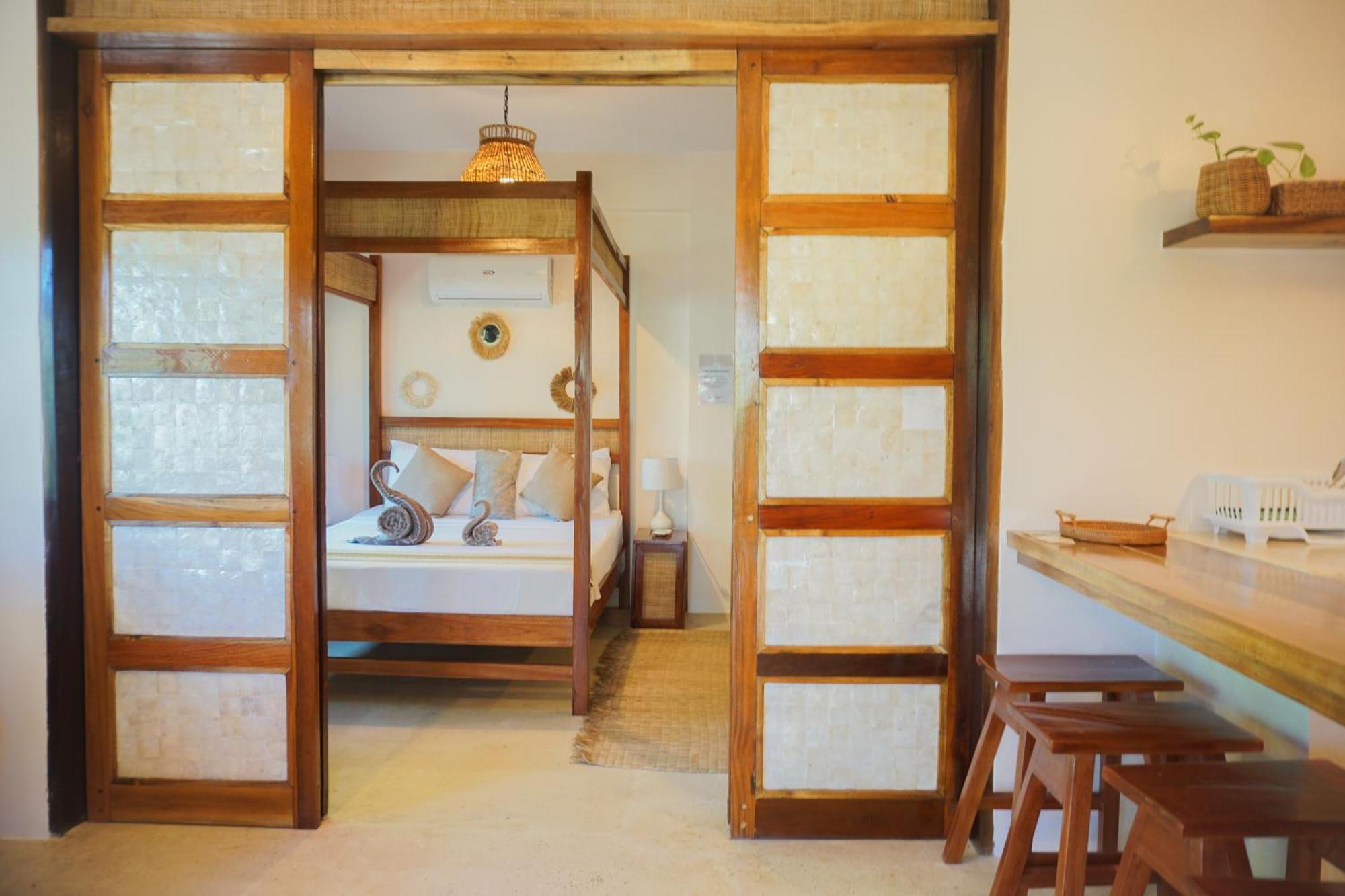 Greenhouse Siargao Roadside Boutique Apartments General Luna  Ngoại thất bức ảnh